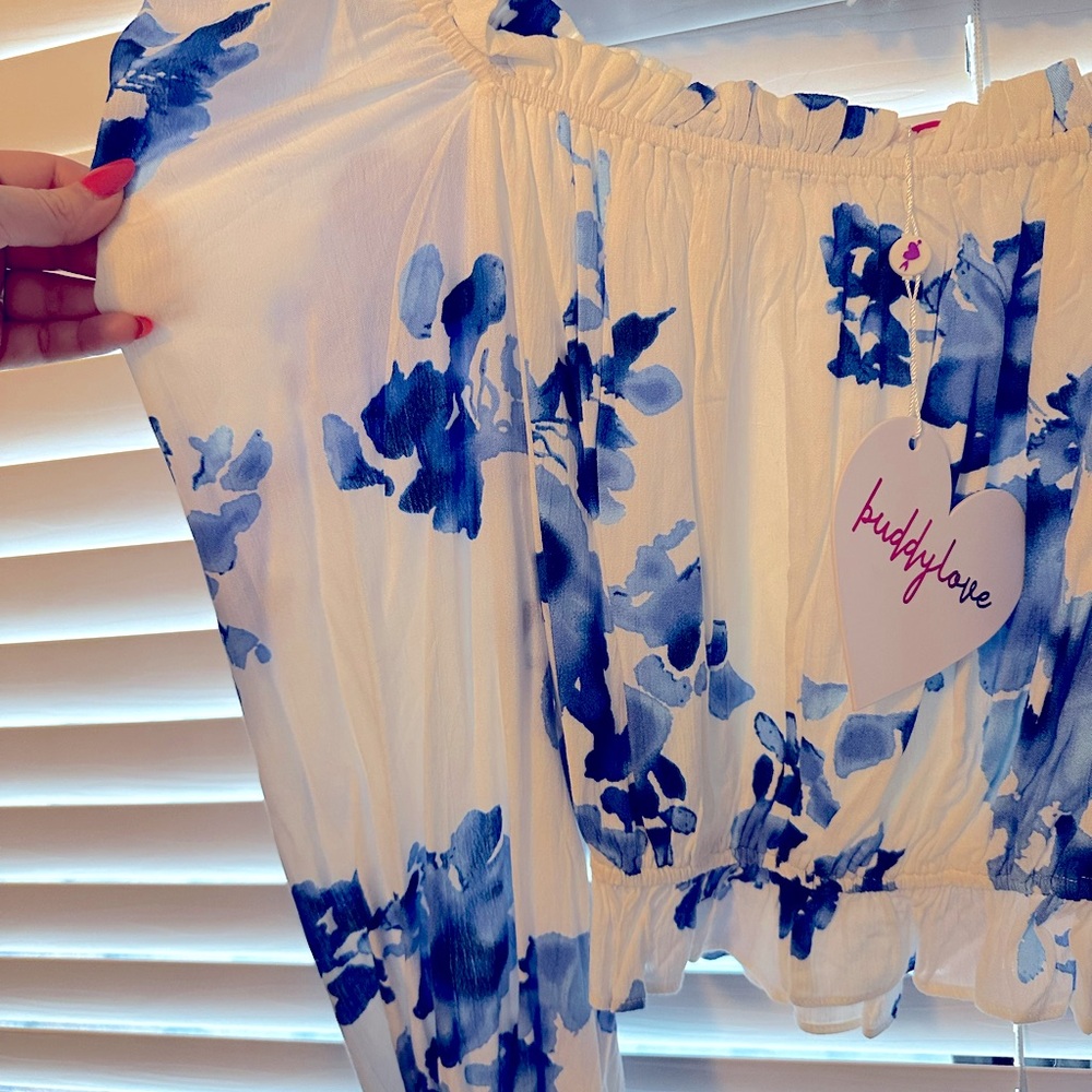 NWT Buddy Love Blue and White Floral Blouse - Picture 3 of 6